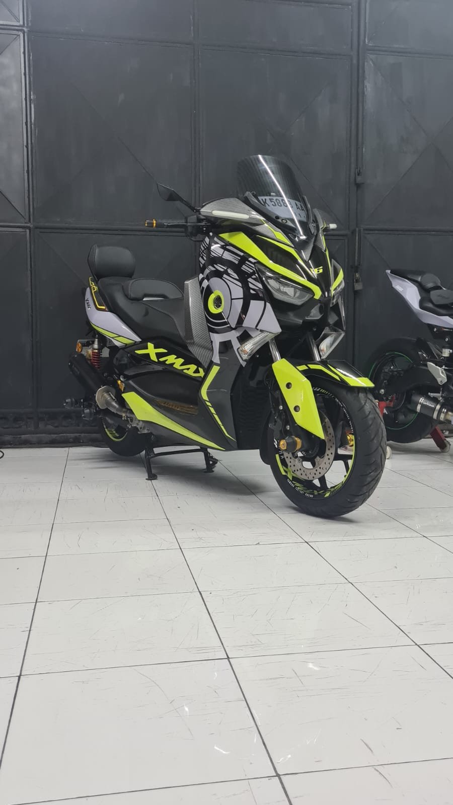 Decal Sticker YAMAHA XMAX 250 LIVERY SUNMOON WINTERTEST GREY FULL BODY - Gambar 2